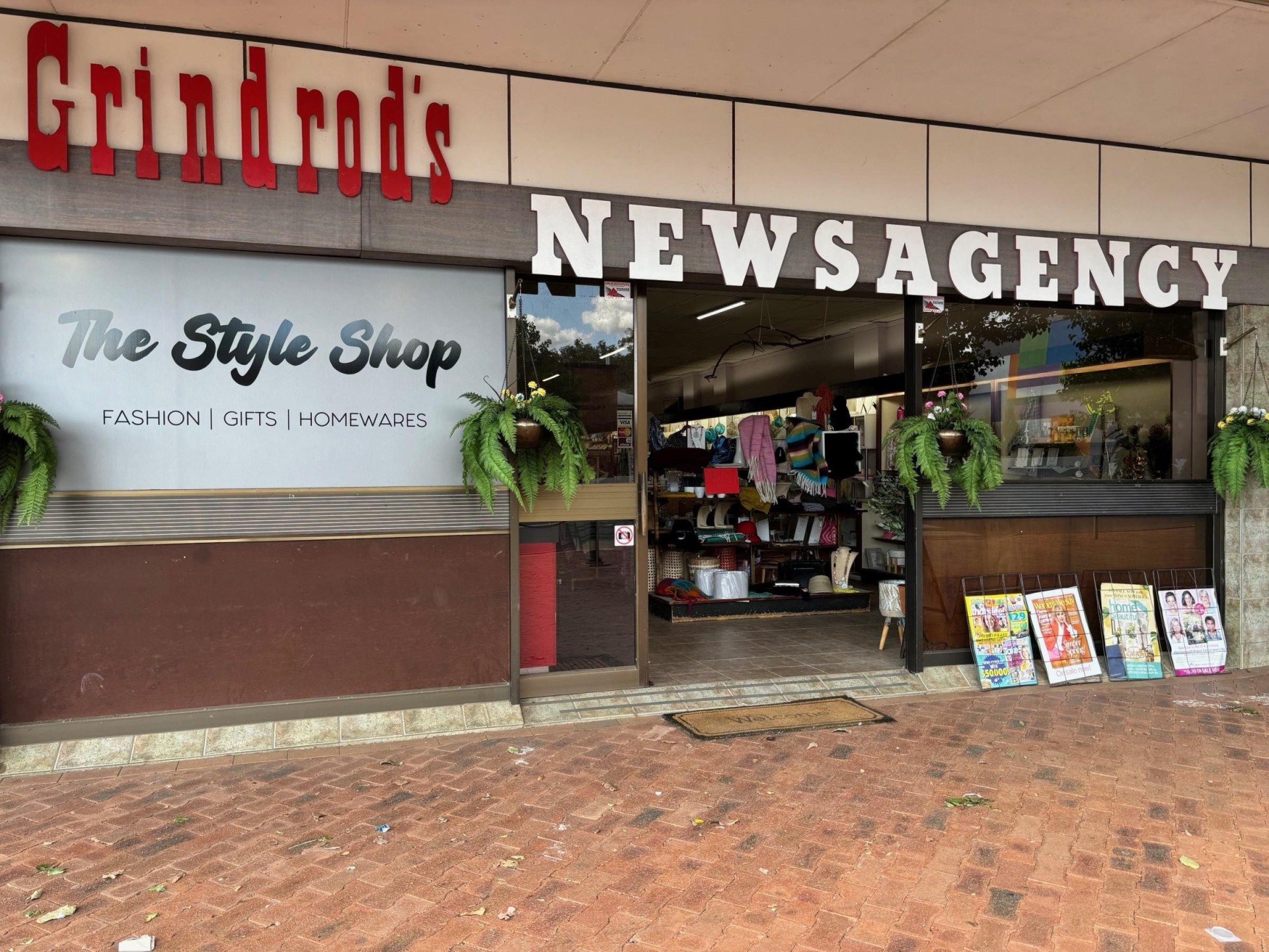 Grindrod's Newsagency - The Style Shop - Warren NSW - $100K + S.A.V.
