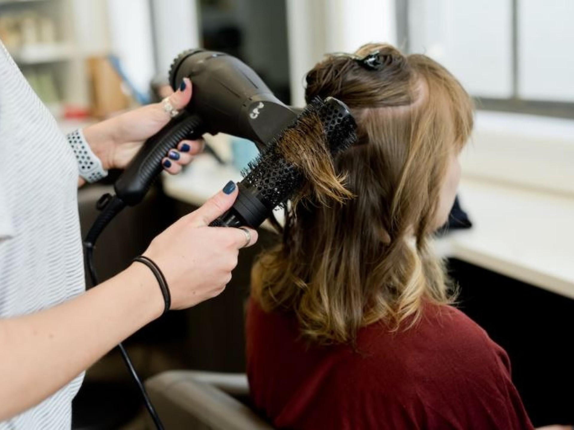 Thriving Hair & Beauty Salon for Sale  Officer, VIC
