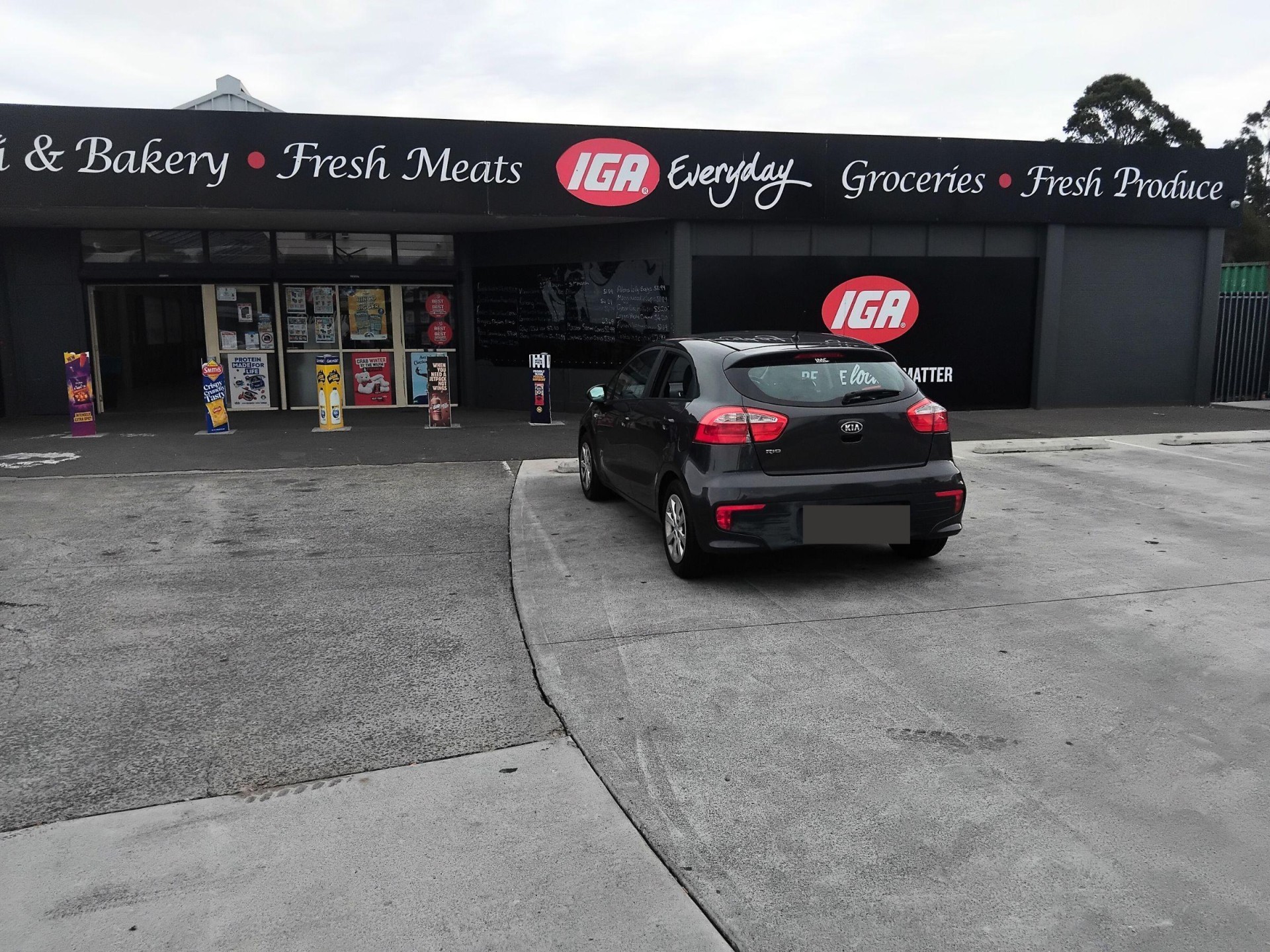 IGA Rokeby Supermarket Turnover $70,000k pk Offers Over $1,299,000+sav Netting in excess of $400K