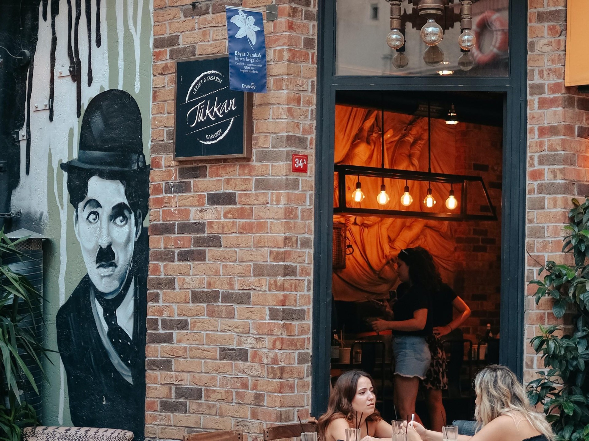 ICONIC CAFÉ WITH 20 YEARS LONGEVITY !!! SOLD !!! SOLD !!!! SOLD !!!