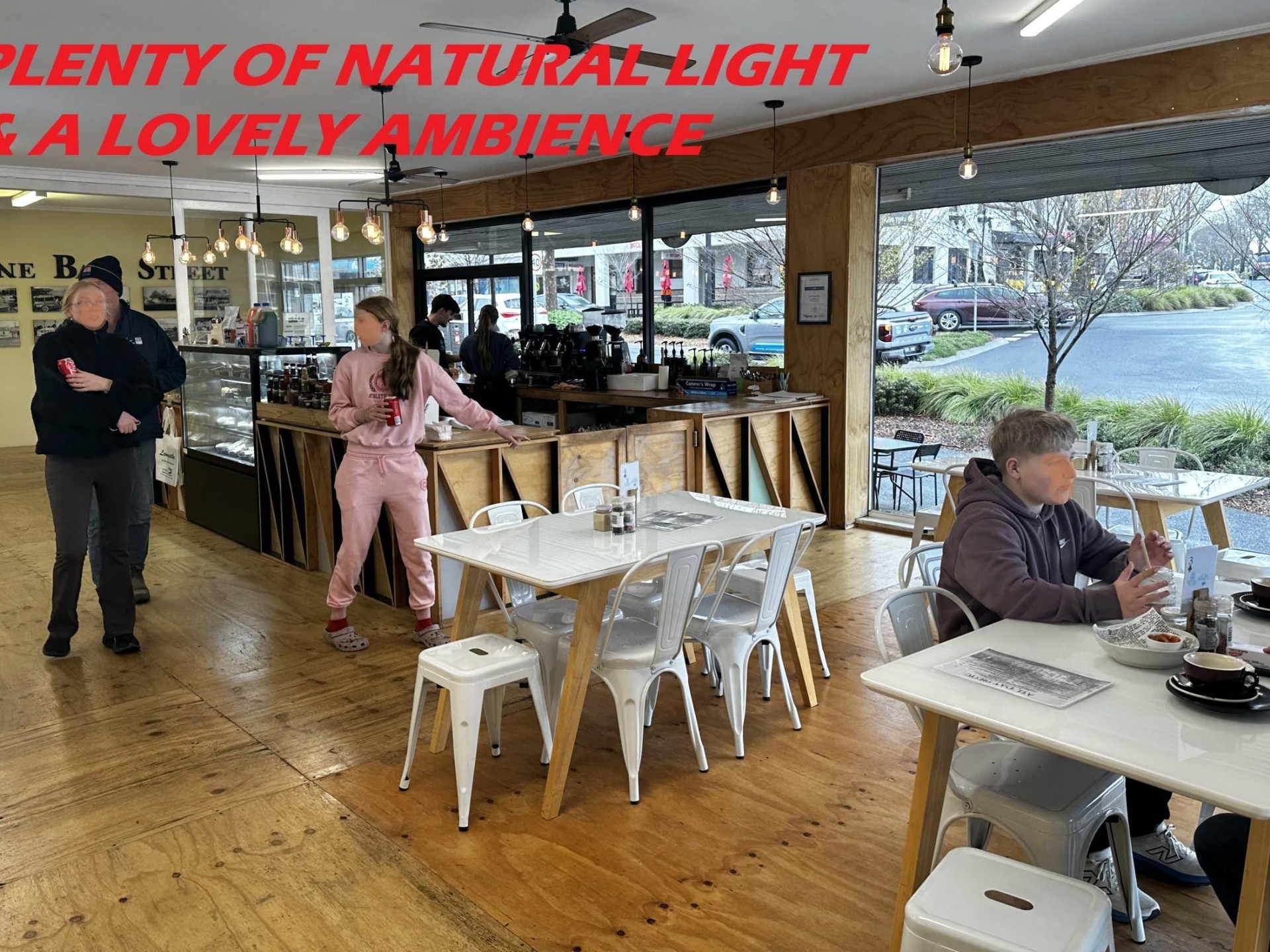 Big, bright Cafe